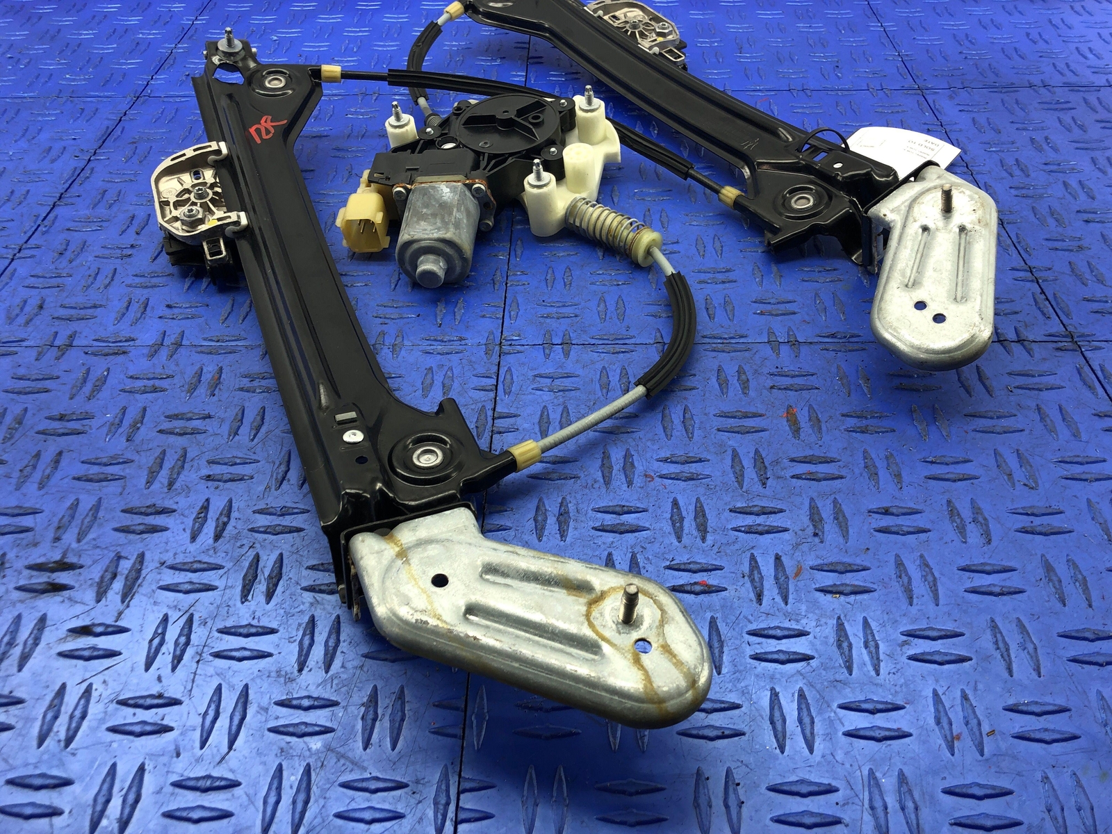2014-2019 MASERATI GHIBLI REAR RIGHT DOOR WINDOW GLASS REGULATOR W/MOTOR OEM