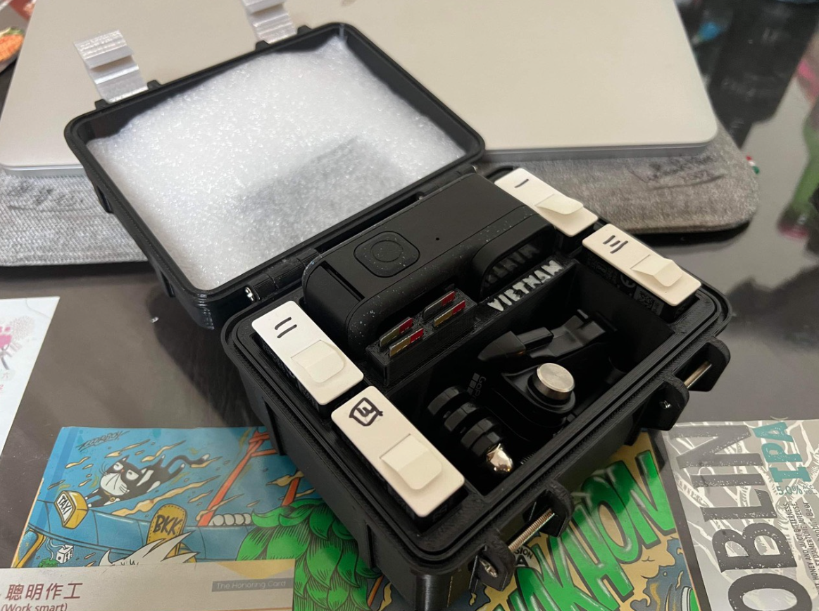 GoPro 9 10 11 12 Rugged Case with 4 Batteries and Memory Cards-image