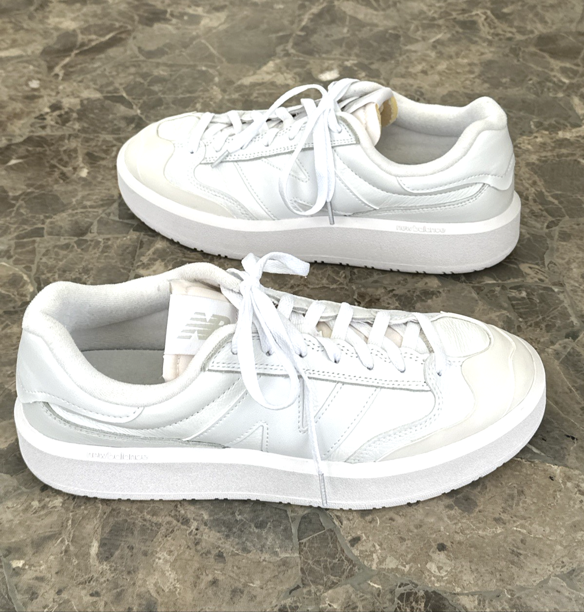 SAOLA Scarpe New Balance in pelle CT302 da uomo taglia 11D CT302LA triple bianche stringate