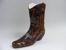 Waikiki Hawaii The Wagon Wheel Ceramic Cowboy Boot Souvenir Planter Vase Vintage