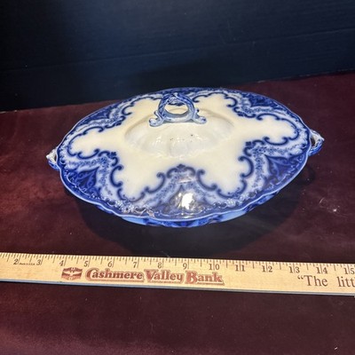 Flo Blue Vintage Covered Server