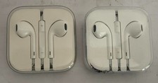 2 NEW Original Apple Ear IPods Lightning Wired Earphones