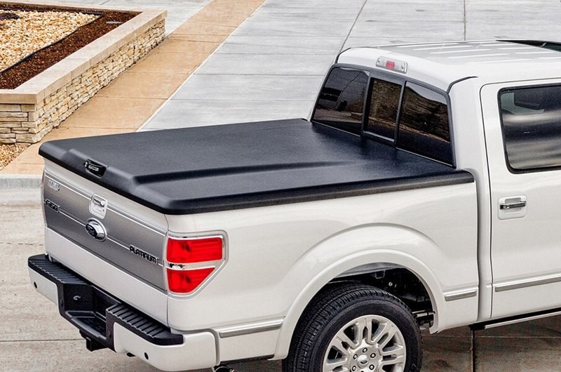For GMC Sierra 1500 2019-2025 UnderCover UC1208 Elite Hard Hinged Tonneau Cover