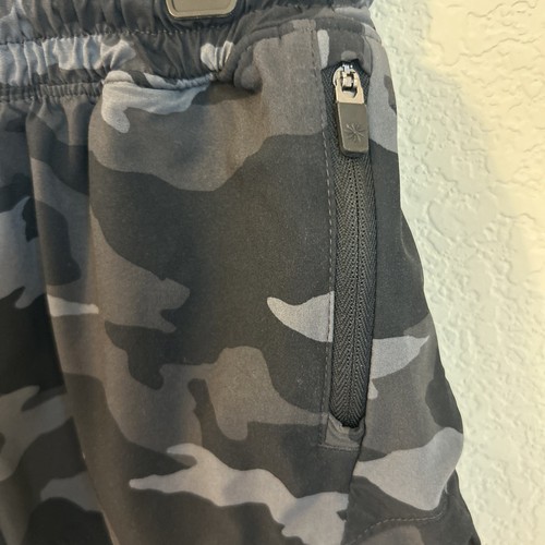 Athleta Girl Camo All Play 3" Shorts Activewear Running Multicolor Size S/7 - Picture 2 of 10