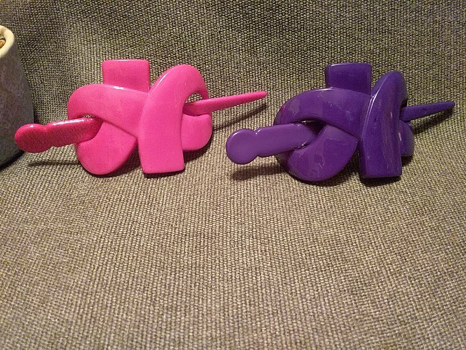 Lote de 2 pasadores de pelo con soporte para moño de plástico de colección años 80/90 Foto 2 de 4