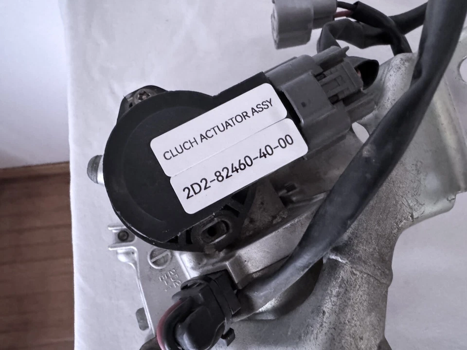 06-09 CONJUNTO ACTUADOR EMBRAGUE YAMAHA FJR1300 | 2D2-82460-30-00 + Cildro esclavo Foto 2 de 4