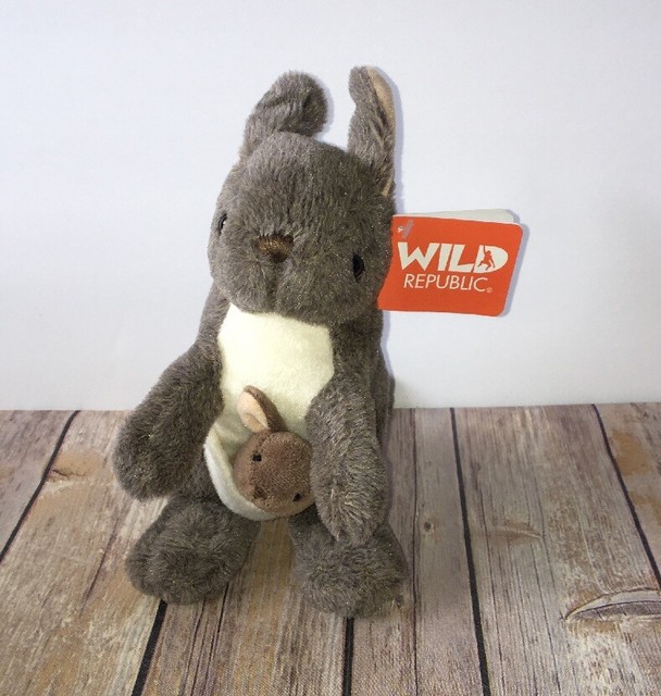 wild republic kangaroo