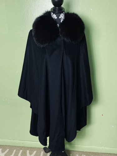 BURBERRY Black Cashmere Wool Fox Fur 