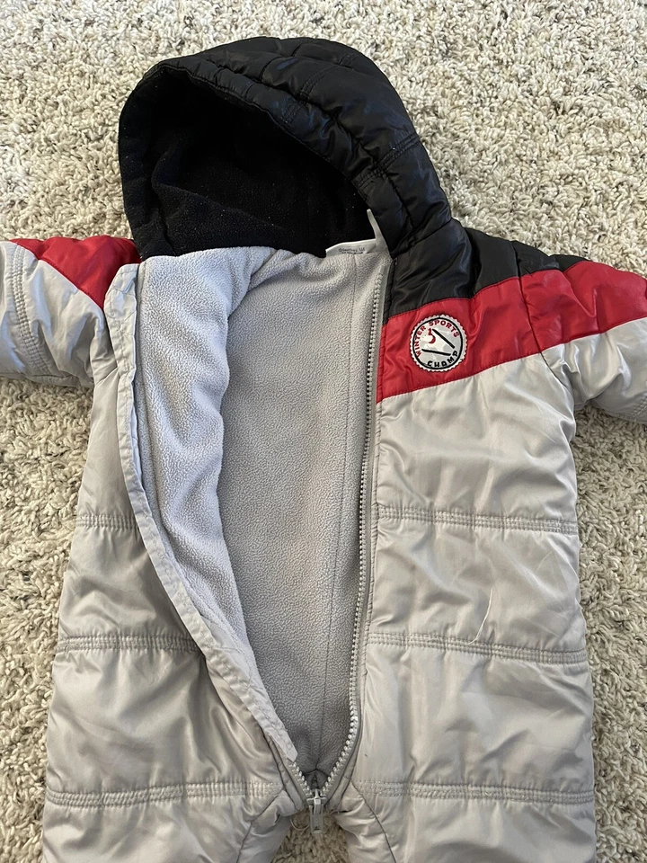 Babies R Us.Gray 雪地服连帽冬季拉链尺寸婴儿 3-6 个月 — 第 2/3 张图片