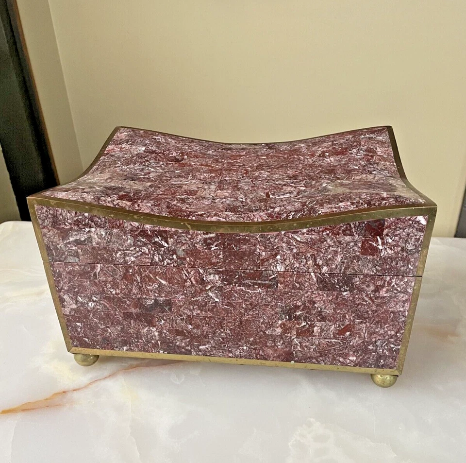 Mármol Maitland Smith con caja de pecho teselado de latón. Vintage. Foto 2 de 4