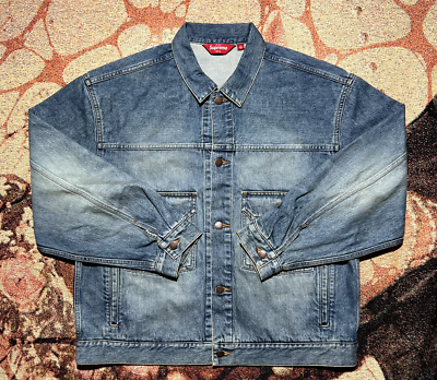 Supreme Distressed Selvedge Trucker Jacket Washed Indigo Supreme Distressed Selvedge Trucker Jacket Washed Indigo