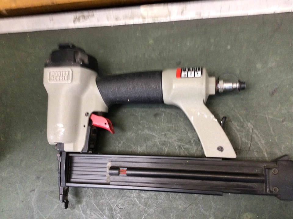 PORTER 电缆 BN125A BRAD NAILER 18 GA PNEUMATIC STAPLE 枪 - 工作 - 预先 — 第 4/4 张图片