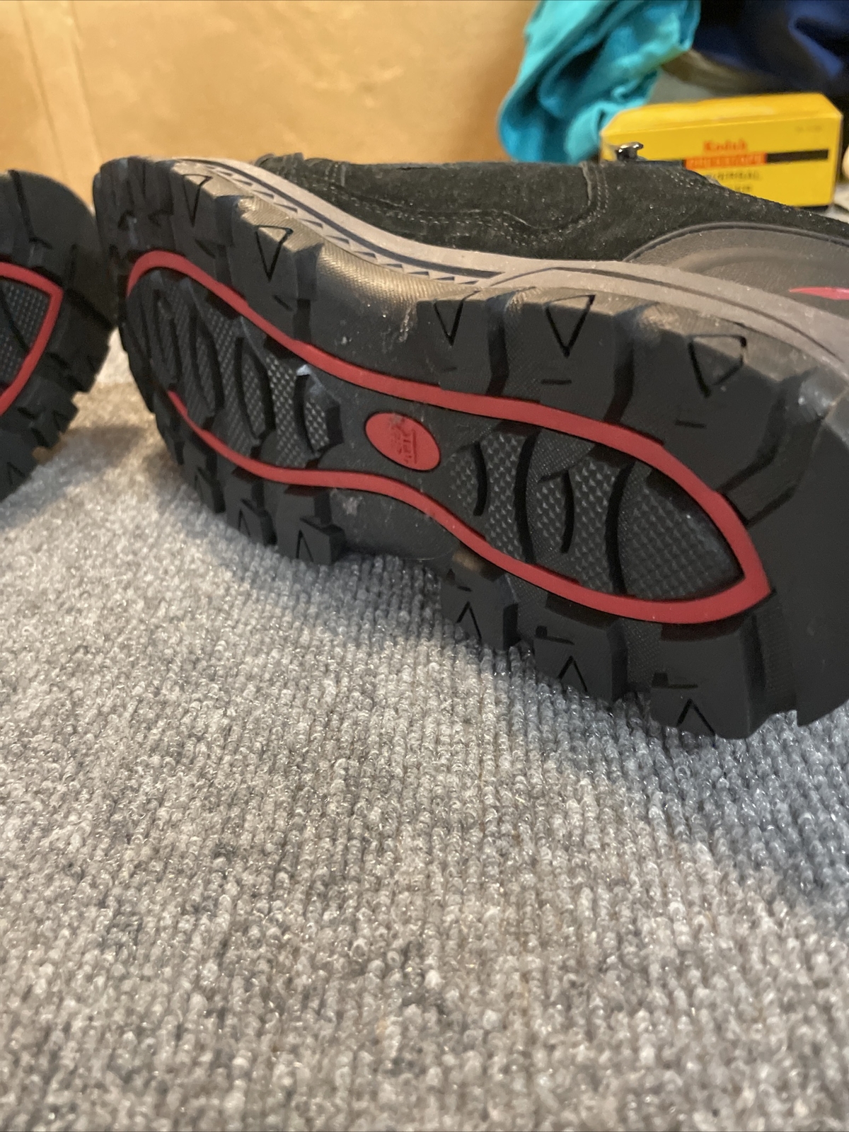 Camel Crown Size 12.5 Black Hiking Shoes