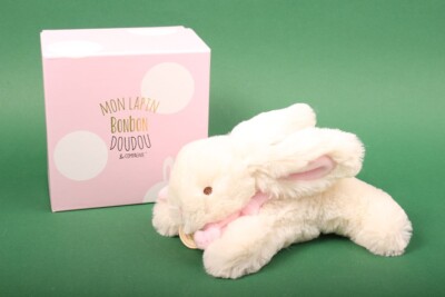 Häschen Lapin Bonbon rose DouDou Geschenk Baby Kuscheltier Plüschtier Geburt