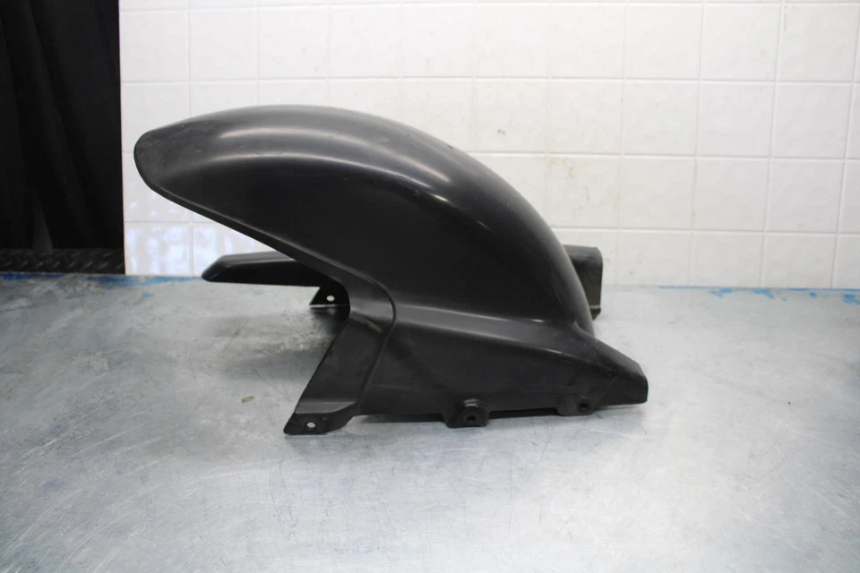 87-96 HONDA CBR1000F 后轮轮胎 HUGGER FENDER W 链条 GAURD BB420 — 第 3/4 张图片