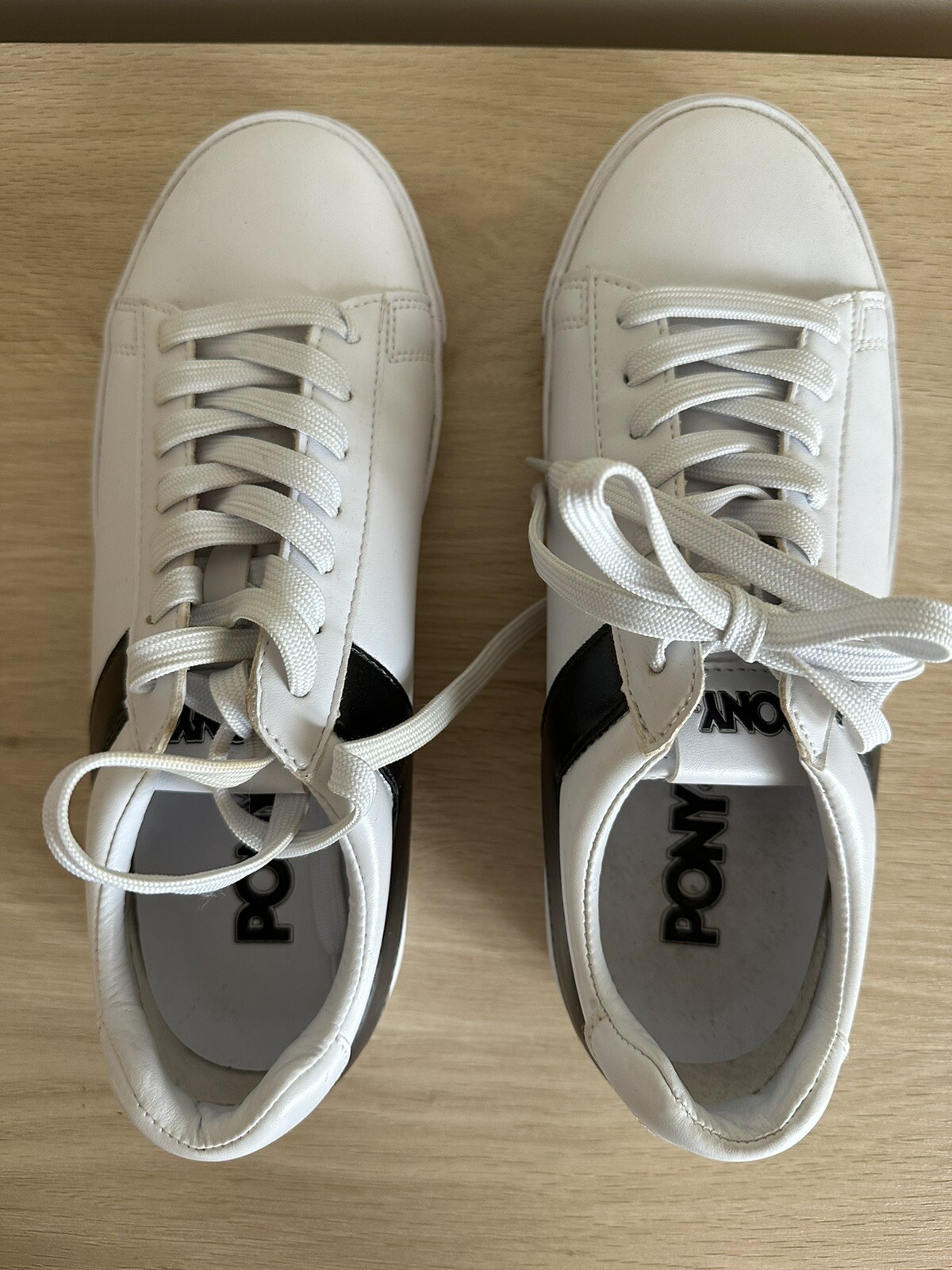 Sneakers basse Pony donna 8 bianche nere ecopelle stringate casual retrò