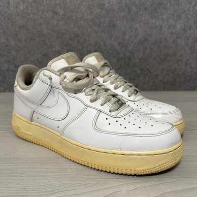 Nike Air Force 1 AF1 Low White Yellowed Sole Mens Size 10 Sneakers 315122-111