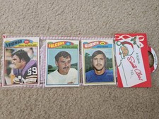 1977 TOPPS FOOTBALL UNOPENED HOLIDAY RACK PACK Jim Stienke CLIFF BRANCH on Back