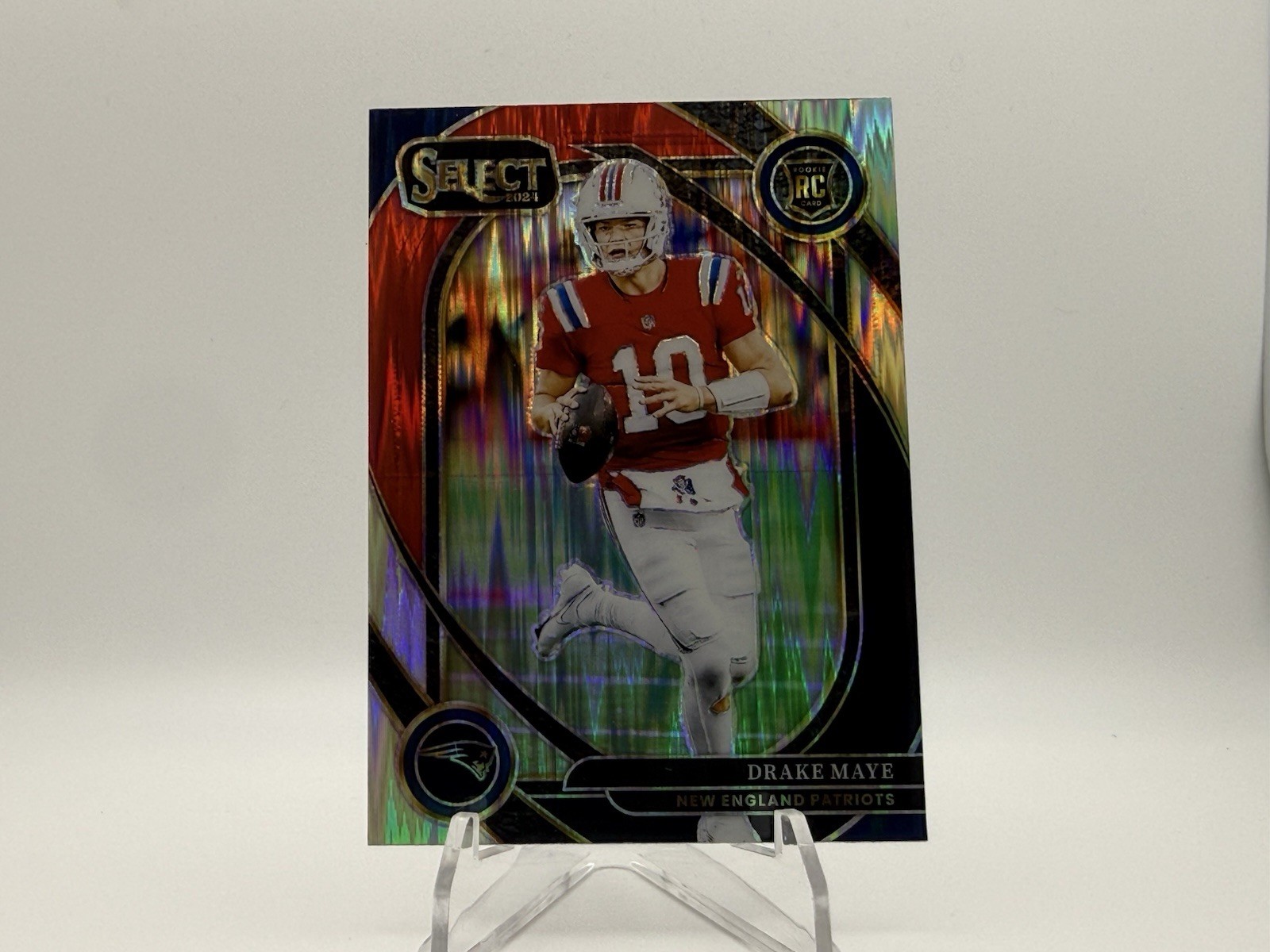 2024 Panini Select - Club Level Drake Maye #218 Black & Red Shock Prizm (RC)