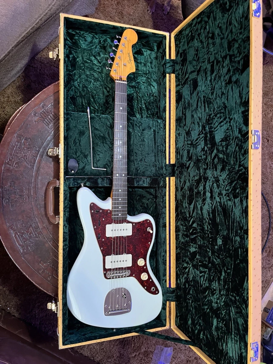 Preços baixos em 6 cordas de Guitarras Elétricas Fender Jazzmaster