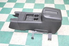 *WORN* 07-14 GM SUV Black Front Floor Center Console Leather Armrest Assembly OE