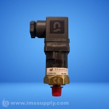 Donaldson P-233051-01 Pressure Switch FNIP