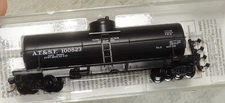 Santa Fe 39' Single Dome Tankcar #100823, Micro-Trains N Scale 65010, New