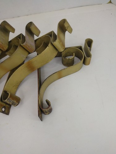 Six Vintage Metal Curtain Rod Holders Hooks Flat Rod Rusty - Picture 9 of 11