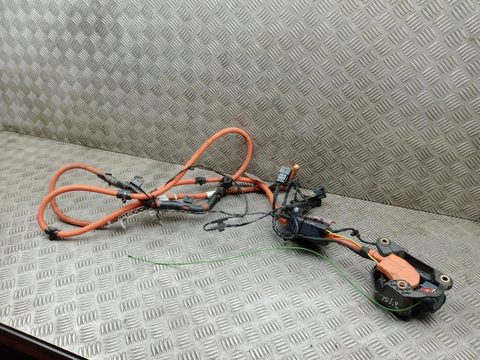 MINI COUNTRYMAN CHARGING PORT CABLE HIGH VOLTAGE PHEV 8482296 F60 2017-2024 - Image 2 of 4