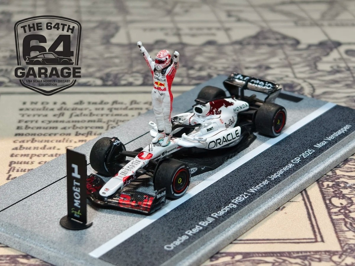 Spark 1/64 Red Bull RB21 Max Verstappen Japan GP Winner Figure