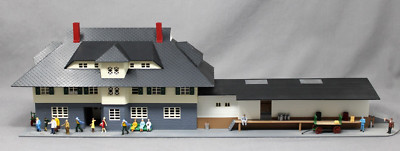 HELJAN #1756 Custom Assembled Modern City Passenger / Freight Station, BEAUTIFUL