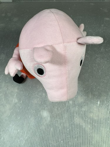 PEPPA PIG 14” Plush Doll Zippered Backpack / NEW - Picture 12 of 15
