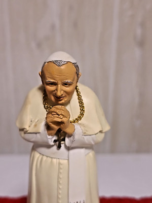 G.S.C 2005 Pope Figurine, 5.25'' Tall