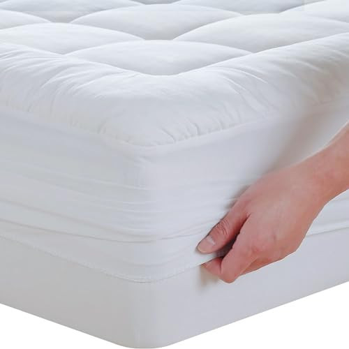 Quilted Mattress Pad with Elastic Fitted Protector Stretches to 18 Inches