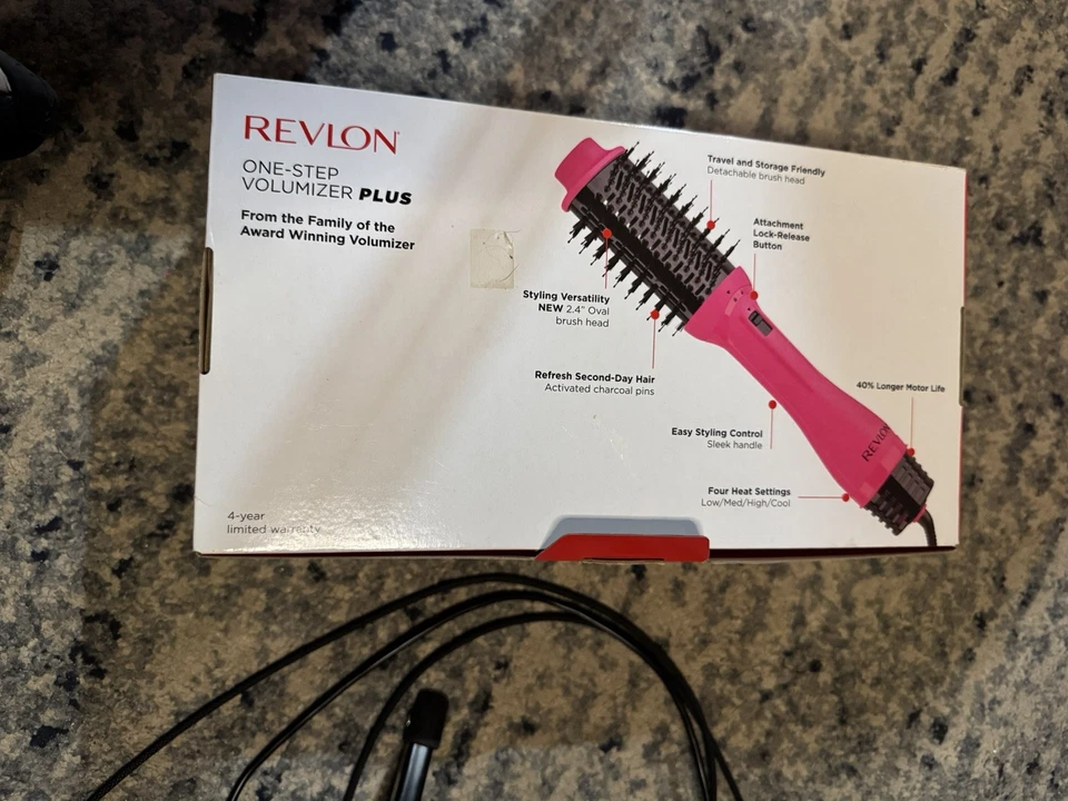 REVLON ONE-STEP VOLUMIZER PLUS DRYER Electric Brush 2.4" Oval Head - Image 3 of 3