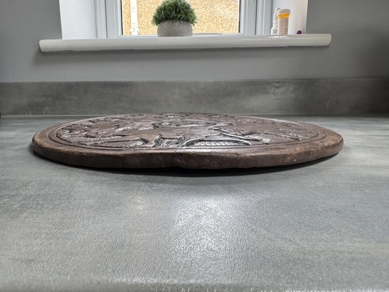 African Hand Carved Wooden Decorative Plate/Platter Double Sided Safari Animals 14