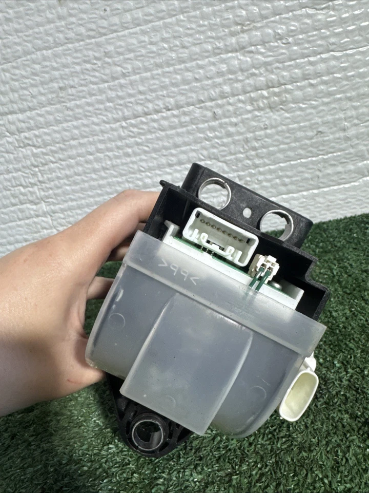 2008 TOYOTA PRIUS SHIFTER UNIT ASSEMBLY 89451-47030 OEM 04 05 06 07 08 09 - Image 4 of 4