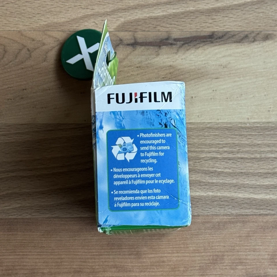 Supreme Branded Fujifilm QuickSnap WaterProof Disposable Camera-Limited Edition - Image 4 of 4