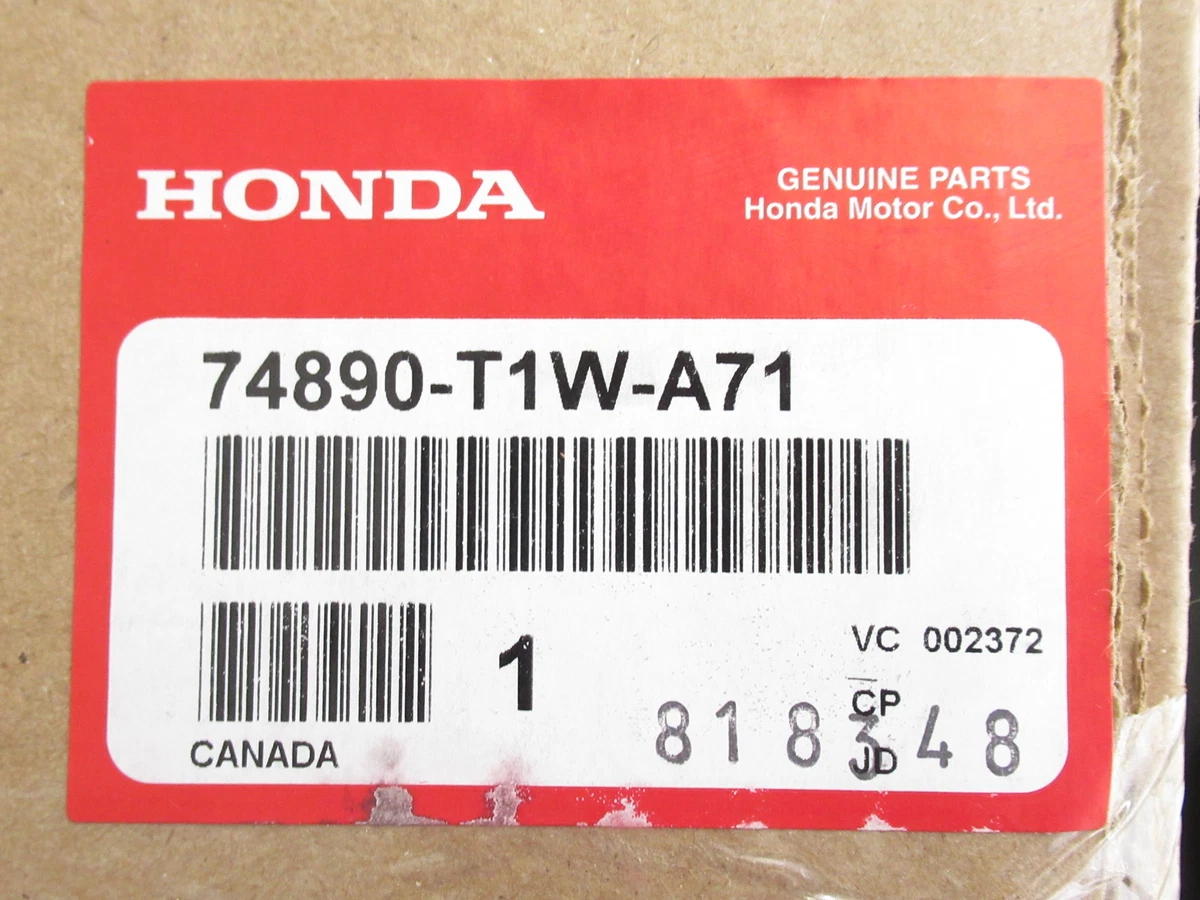 Genuine OEM Honda 74890-T1W-A71 Rear Liftgate Garnish Trim Molding 