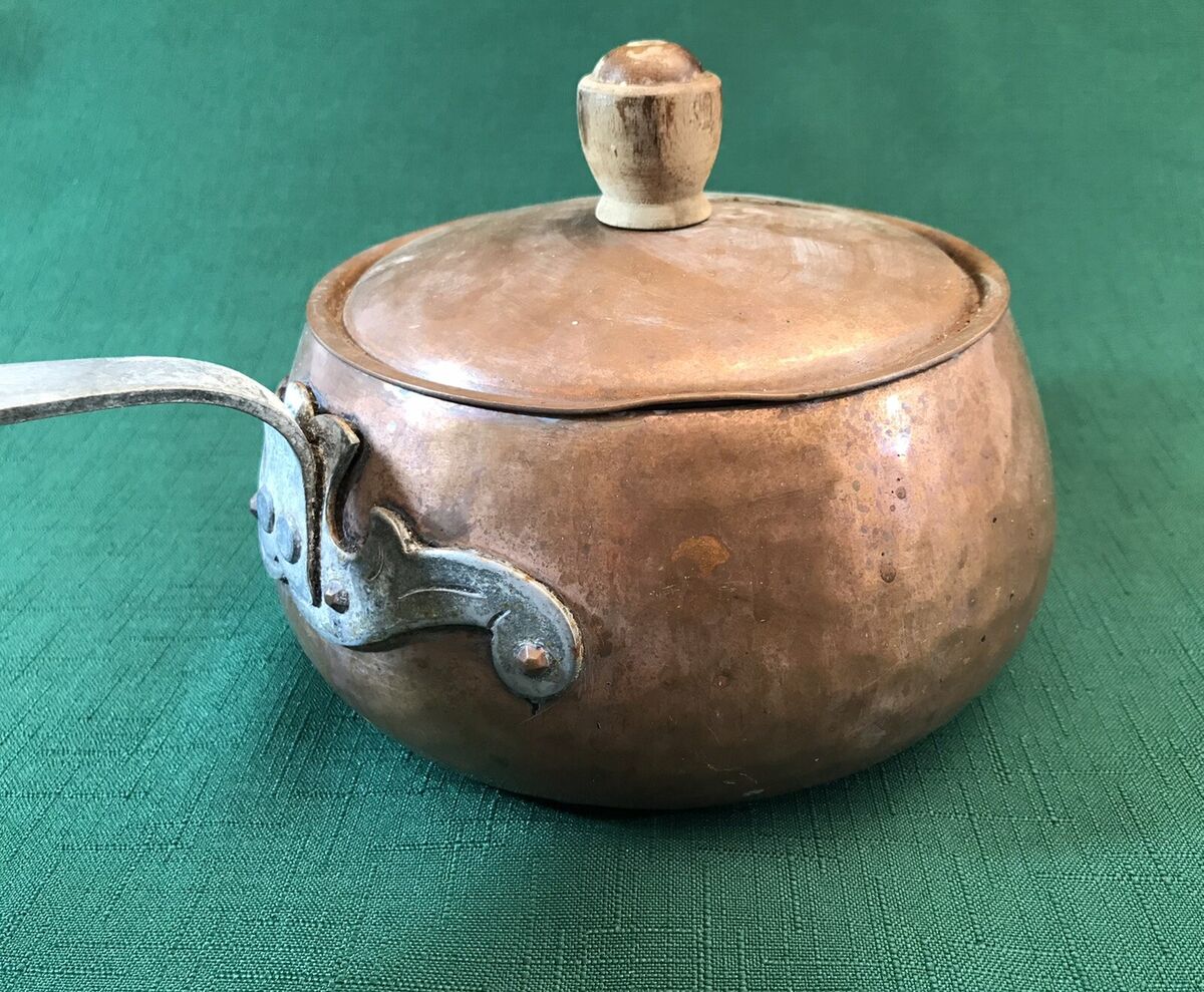 Vintage STOCKLI NETSTAL Swiss Made Hammered Copper Pot With Vintage STOCKLI NETSTAL Swiss Made Hammered Copper Pot With