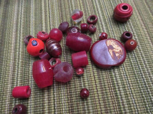 25 EA 1/4"-1 1/2" Hand-Blown Dark Red Mix Glass Beads Macrame Crafts Jewelry