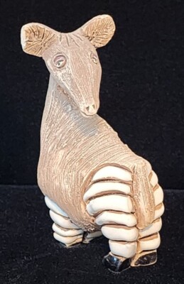Retired Artesania Rinconada Okapi # 65