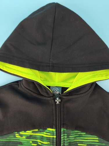 C9 Champion Boys Size 6/7 Camo Printed Tech Full Zip Hoodie Green Yellow Black - Picture 3 of 16