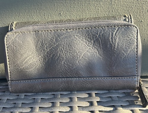BOC Born Concept Women's Black Wallet - Picture 2 of 3