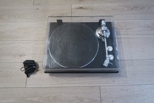 TEAC TN-300 Belt Drive Analog Turntable Black Read