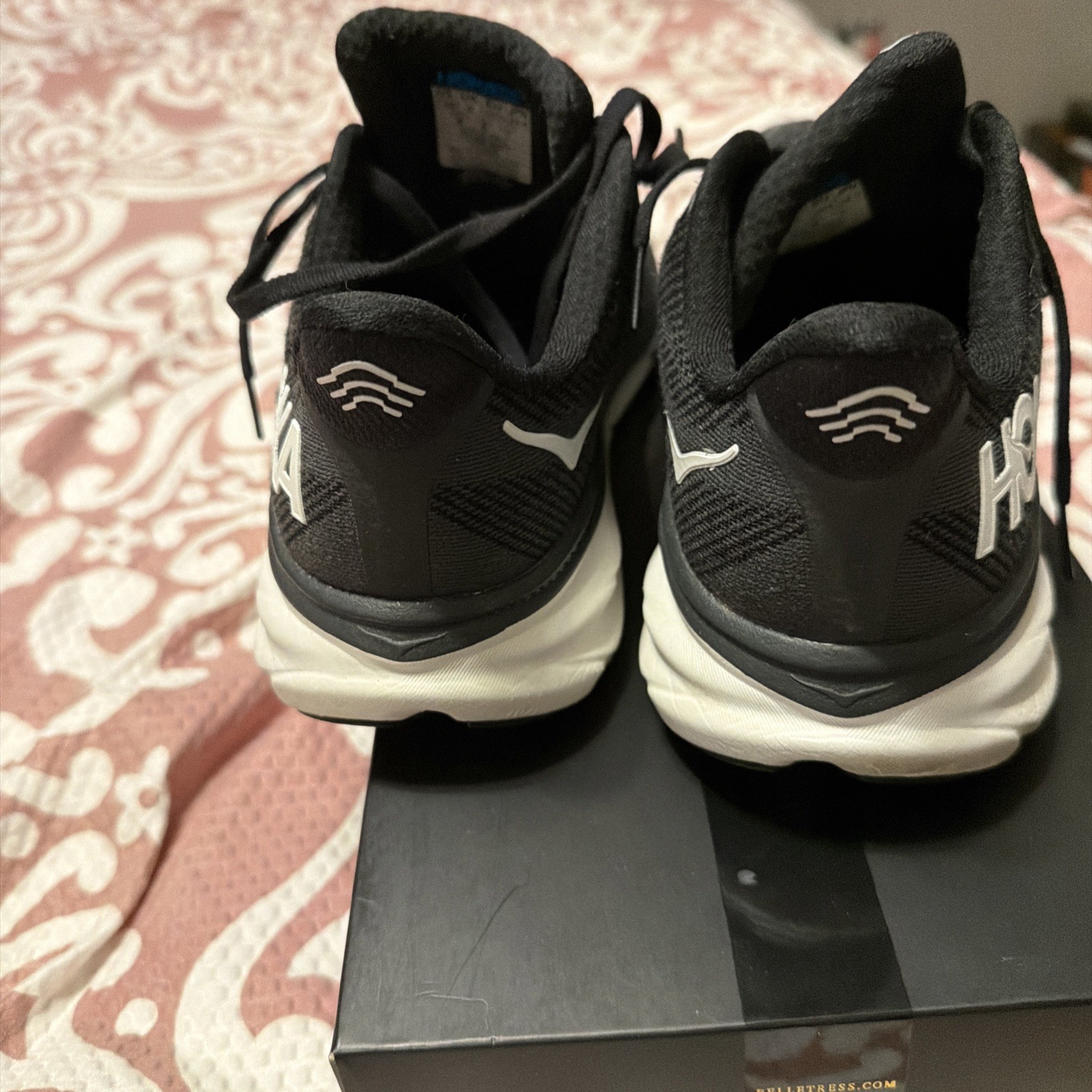 Hoka Women's Clifton  9 Running Shoes - Women's Size 7.5 - Black thumbnail 3