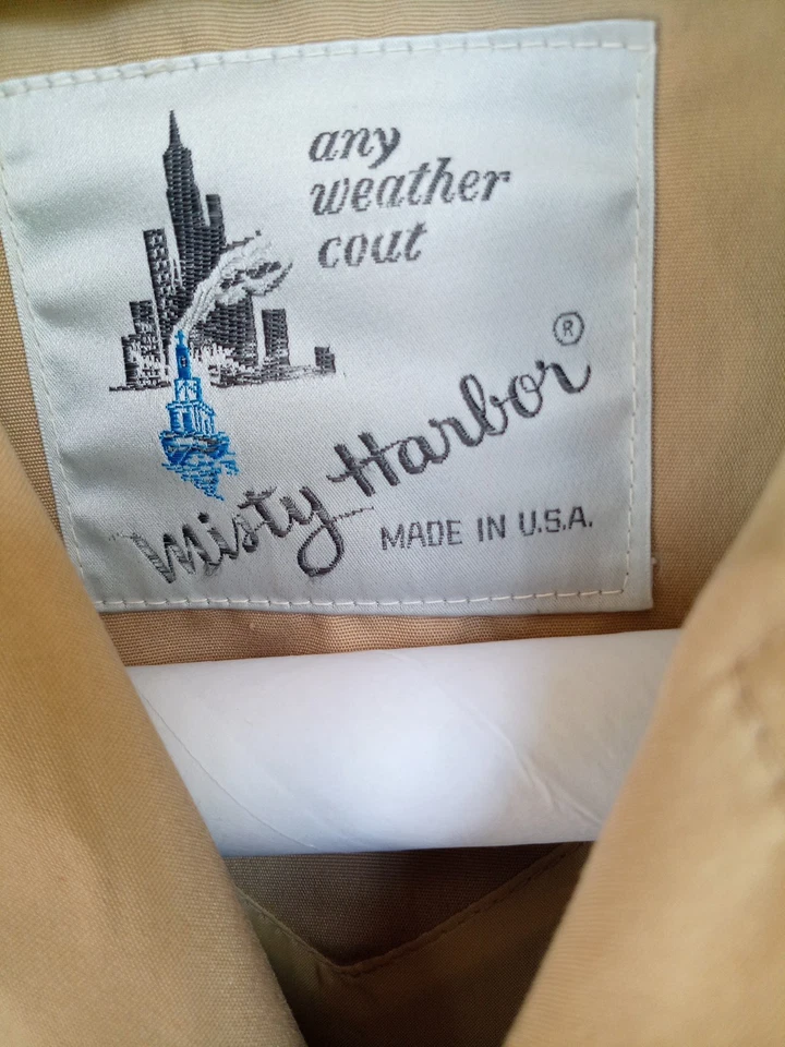 Abrigo Misty Harbor Mariner 3 Hecho en EE. UU. Talla 10 Regular Tl Foto 4 de 4