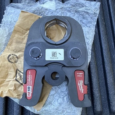 CLAMP Milwaukee Tool 49-16-2654 1-1/2" Cts-V Press Jaw M18 Forcelogic Press Fast Ship