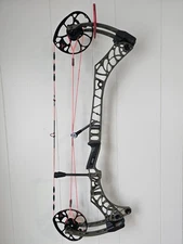 Mathews V3 31 Compound Bow Left Hand