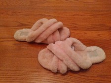 Ugg Scuffita Spotty Light Pink Slippers Sz 10